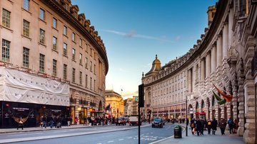 Londra'da üçüncü aşama önlemler uygulanmaya başladı