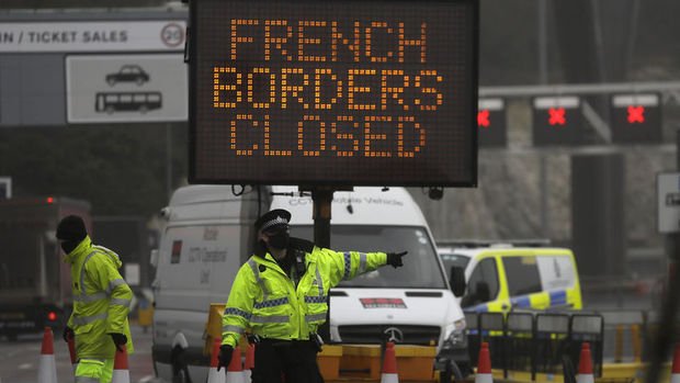 Fransa İngiltere'den yolcuların gelişine izin verecek