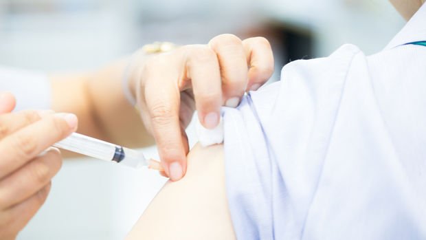 Türkiye'de Kovid-19 aşısı yaptıranların sayısı 500 bini geçti