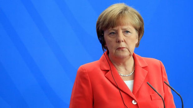 Merkel, aşı patentinden feragat etme teklifine karşı çıktı