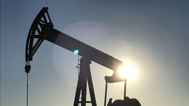 Petrole 'İran anlaşmazlığı' desteği