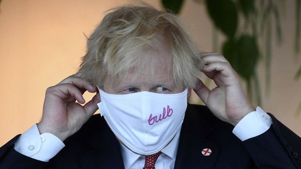 İngiltere Başbakanı Johnson'dan karantina kararı 