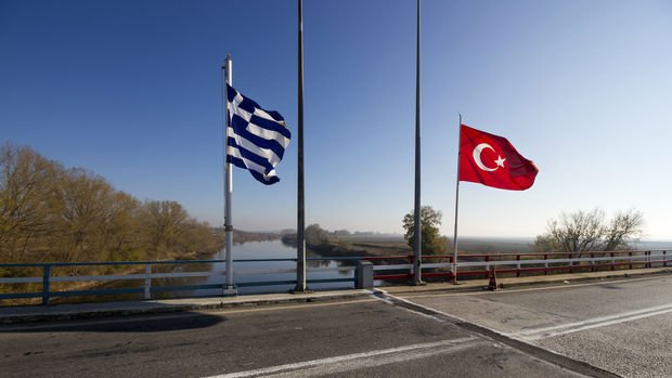Yunanistan Türk vatandaşlarına sınırlarını açma kararı aldı