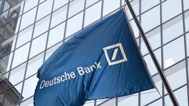 Deutsche Bank binaya girişlerde aşı zorunluluğu getirdi 