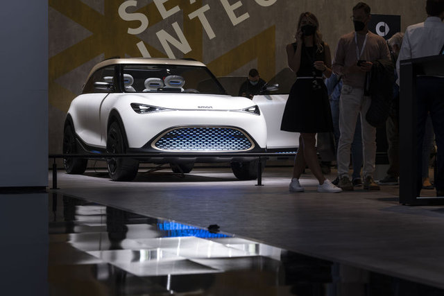 Münih'te görücüye çıkan geleceğin otomobil modelleri