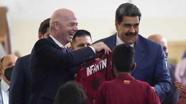 FIFA Başkanı'ndan Venezuela çıkarması