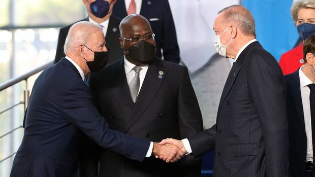 Dikkatler Erdoğan-Biden görüşmesinde