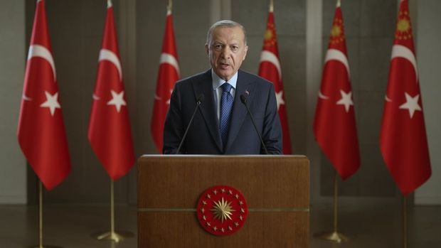 Erdoğan: Yıl sonu itibariyle çift haneli büyüme bekliyoruz