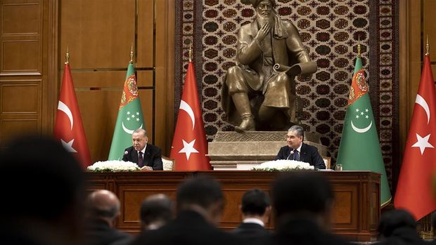 Erdoğan: Türkmenistan ile ticaret hacmimizi 5 milyar dolara çıkartmakta kararlıyız