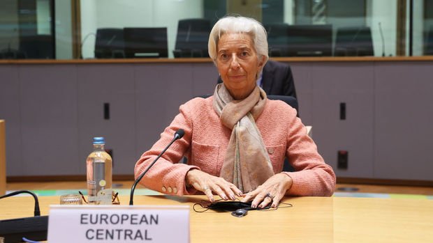 Lagarde: Koşullar oluşursa faiz artışında tereddüt etmeyiz 