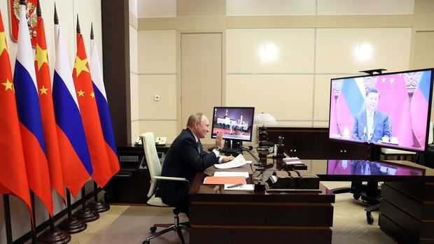 Rusya Devlet Başkanı Putin ve Çin Devlet Başkanı Şi görüştü
