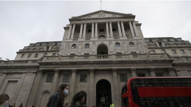 İngiltere Merkez Bankası'ndan sürpriz faiz artışı 