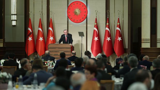 Erdoğan: Artık kimse abuk sabuk fiyatlandırmalar peşinde koşamayacak