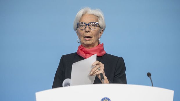 Lagarde: Enflasyon kademeli olarak düşecek 