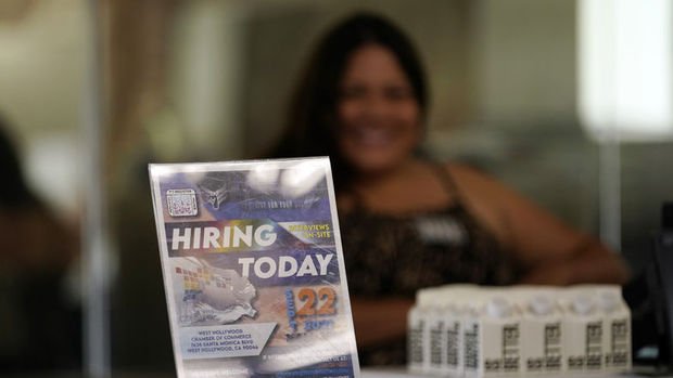 ABD'de işsizlik maaşı başvuruları 4 haftada ilk kez düştü 