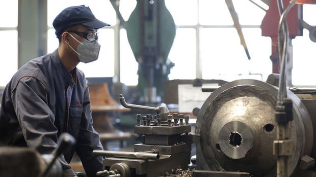 Çin'de resmi imalat göstergesi büyümeye işaret etti