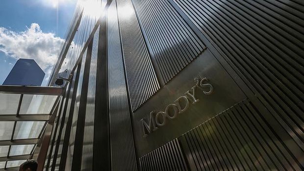 Moody's Ukrayna'nın kredi notunu düşürdü