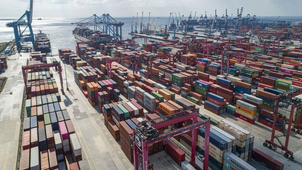 Çin'de ihracat artışı dengeye oturdu