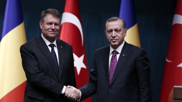 Cumhurbaşkanı Erdoğan, Romanyalı mevkidaşıyla görüştü