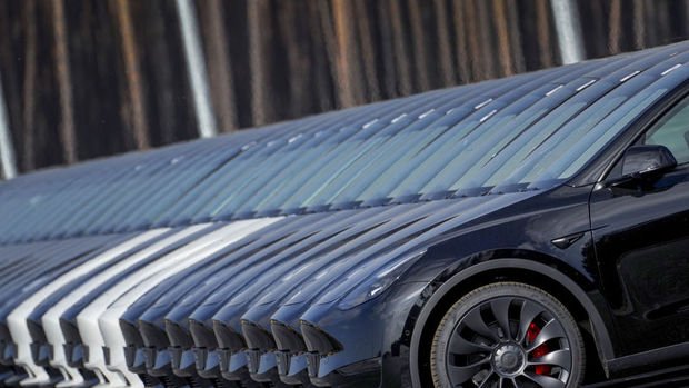 Tesla Giga Berlin’de üretilen Model Y araçlar sahipleriyle buluşuyor