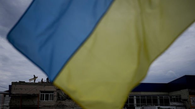 S&P Ukrayna’nın kredi notunu düşürdü 