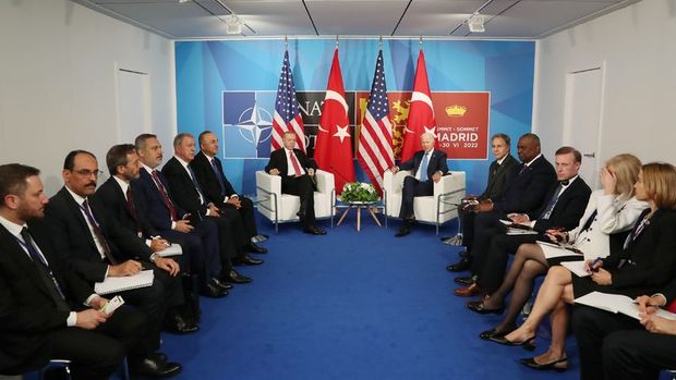 Cumhurbaşkanı Erdoğan'ın ABD Başkanı Biden ile görüşmesi başladı