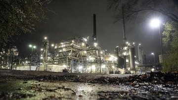 Alman hükümeti enerji şirketlerini kurtarmaya izin veren ...