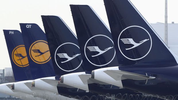 Lufthansa'dan 2 bine yakın uçuş iptali