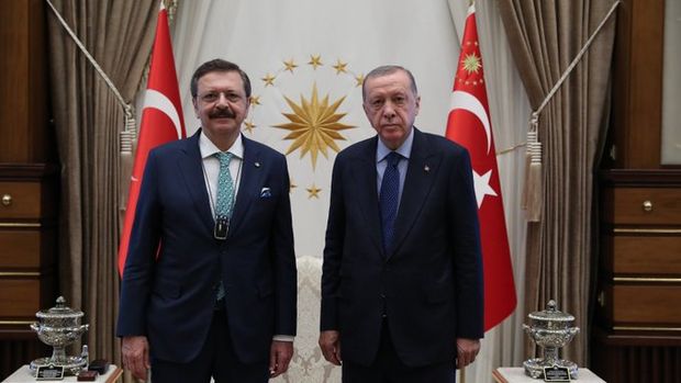 Cumhurbaşkanı Erdoğan, Hisarcıklıoğlu ile görüştü 