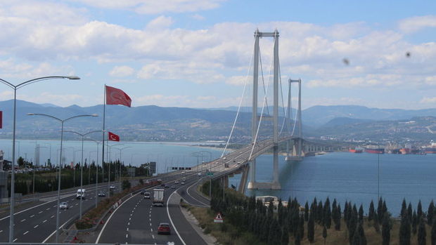 Karaismailoğlu: Osmangazi Köprüsü'nden 55,5 milyon araç geçti