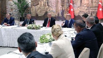 Erdoğan, TİM Başkanı ve heyetini kabul etti