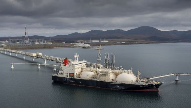 Rus LNG tesisi Asyalı bazı alıcılara teslimatı durdurdu 