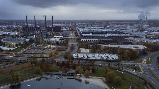 Almanya'da fabrika siparişleri 6 aydır geriliyor