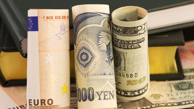 Yen, euro karşısında son 7 yılın en büyük değer kaybını yaşıyor