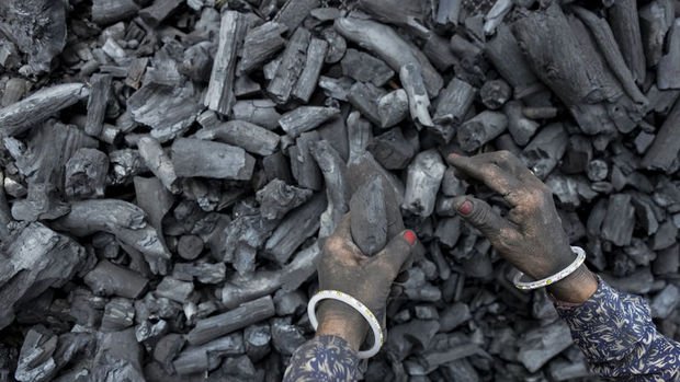 Hindistan kömür santrali portföyünü 2030'a dek yüzde 25 artıracak 