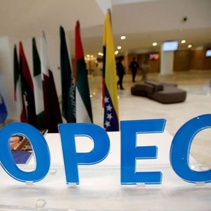 OPEC+'DAN 2 YILIN EN BÜYÜK ÜRETİM KESİNTİSİ