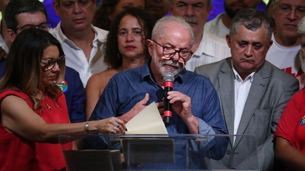 Lula'nın galibiyeti sonrası bankalar Brezilya varlıklarına dönmeyi planlıyor