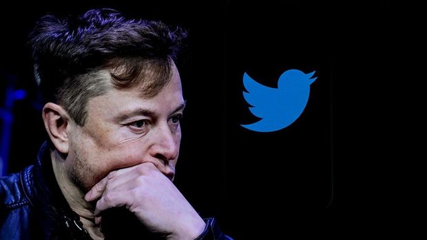 Musk, kendisini Twitter'ın 'tek yönetici'si yaptı