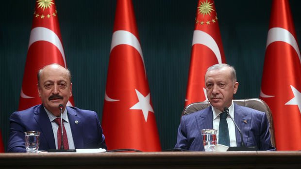 Erdoğan'dan asgari ücret ve EYT toplantısı 