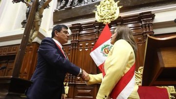 Peru'da yeni Cumhurbaşkanı Dina Boluarte yemin etti