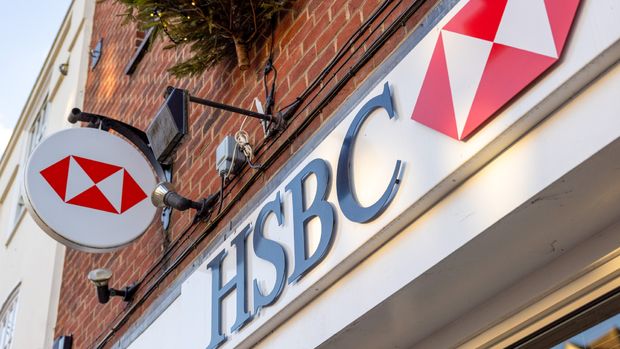 HSBC yeni petrol ve doğalgaz projelerine finansmanı kesiyor