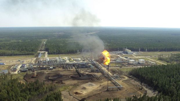 Rus petrol ve doğalgaz tesisinde yangın