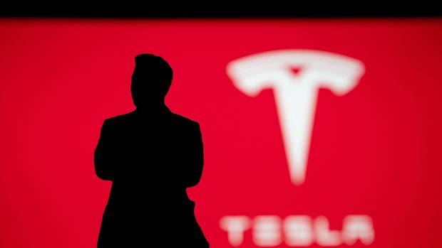 Elon Musk: 2 yıl Tesla hissesi satmayacağım
