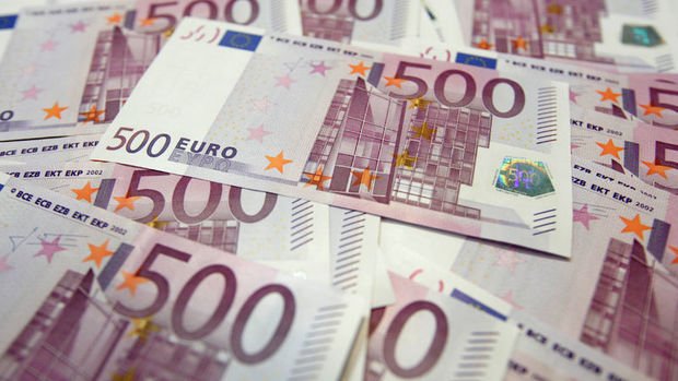 Euro Bölgesi 2022'yi tek haneli enflasyonla tamamladı 
