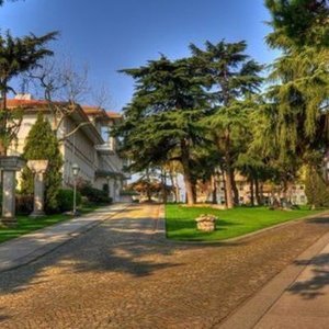 GÜNEY KORELİ BATARYA ÜRETİCİSİNDEN KOÇ AÇIKLAMASI 