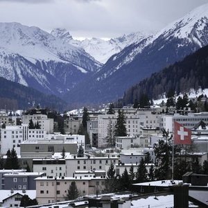 EKONOMİNİN LİDERLERİ DAVOS'TA BLOOMBERG HT'YE KONUŞTU