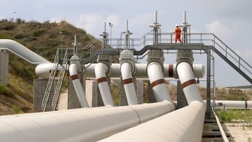Ceyhan'a petrol akışı güvenlik amaçlı durduruldu