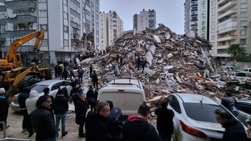 Kahramanmaraş'ta 7,6 büyüklüğünde yeni deprem