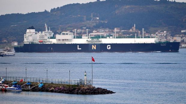 Cezayir'den gelen LNG gemisi Türkiye'ye ulaştı