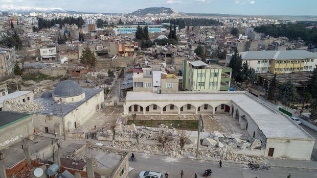 Müteahhitlerin ilk açıklamasında özeleştiri yok, öneri var - Bloomberg HT